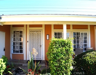 12202 Viarna - Photo Thumbnail 2