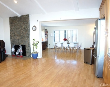 12202 Viarna - Photo Thumbnail 12