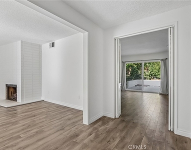 1184 Lyndhurst - Photo Thumbnail 1