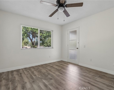 1184 Lyndhurst - Photo Thumbnail 9