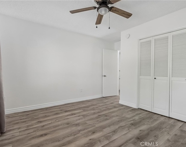 1184 Lyndhurst - Photo Thumbnail 12
