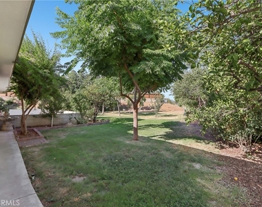 1184 Lyndhurst - Photo Thumbnail 33