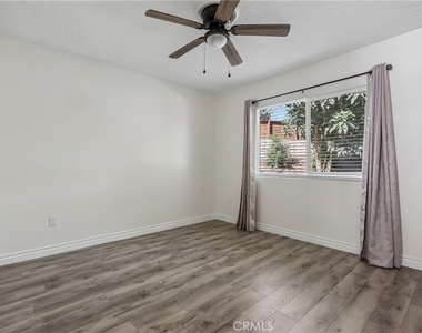 1184 Lyndhurst - Photo Thumbnail 11