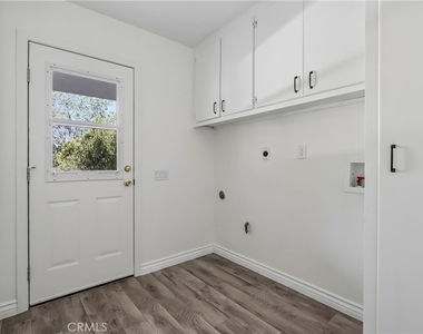 1184 Lyndhurst - Photo Thumbnail 16