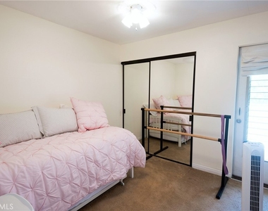 2474 Rue De Cannes - Photo Thumbnail 13