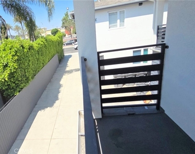 10824 Long Beach Blvd - Photo Thumbnail 20
