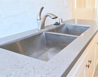 10824 Long Beach Blvd - Photo Thumbnail 14