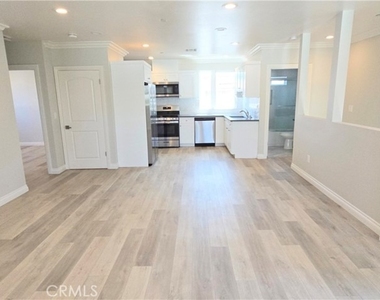 10824 Long Beach Blvd - Photo Thumbnail 22