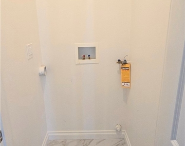 10824 Long Beach Blvd - Photo Thumbnail 15