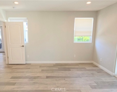 10824 Long Beach Blvd - Photo Thumbnail 29