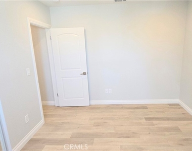 10824 Long Beach Blvd - Photo Thumbnail 55