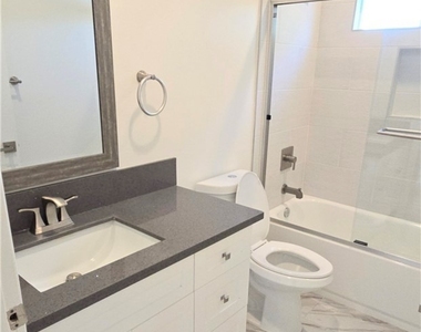 10824 Long Beach Blvd - Photo Thumbnail 46