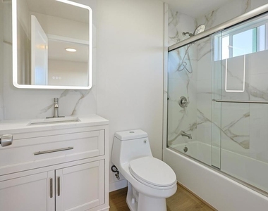 5740 Midwick St - Photo Thumbnail 5