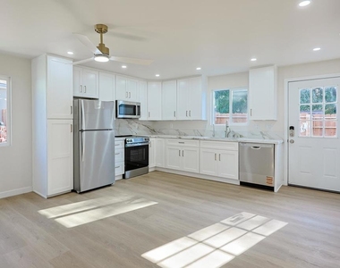 5740 Midwick St - Photo Thumbnail 1