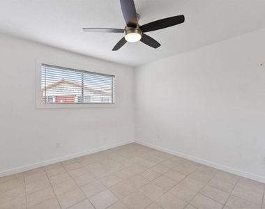 1551 Broadway - Photo Thumbnail 7