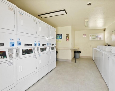 1551 Broadway - Photo Thumbnail 18