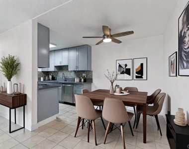 1551 Broadway - Photo Thumbnail 2