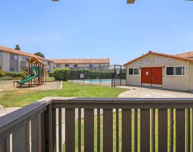 1551 Broadway - Photo Thumbnail 10