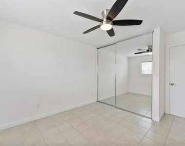 1551 Broadway - Photo Thumbnail 8