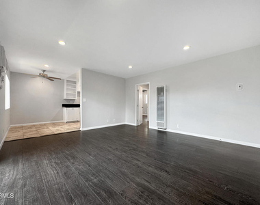 580 N Los Robles Avenue - Photo Thumbnail 6