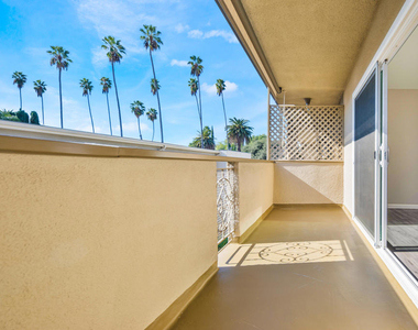 580 N Los Robles Avenue - Photo Thumbnail 1