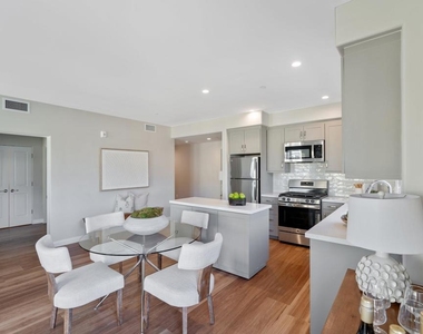 88 N Oakland Avenue - Photo Thumbnail 24