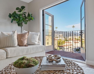 88 N Oakland Avenue - Photo Thumbnail 16