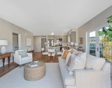 88 N Oakland Avenue - Photo Thumbnail 7