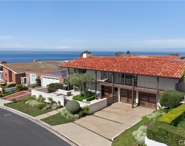 8 Monarch Bay Drive - Photo Thumbnail 1