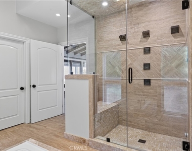 8 Monarch Bay Drive - Photo Thumbnail 21
