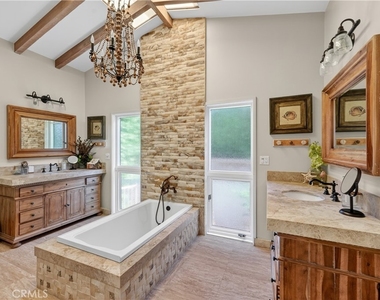 8 Monarch Bay Drive - Photo Thumbnail 19
