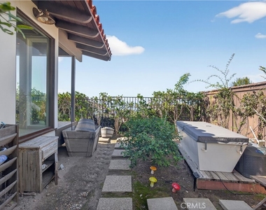 8 Monarch Bay Drive - Photo Thumbnail 40