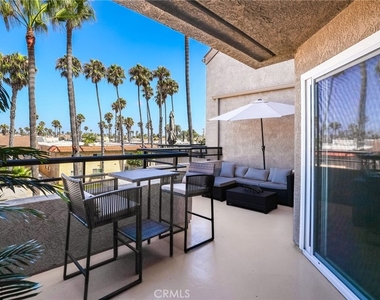 1200 Pacific Coast - Photo Thumbnail 13