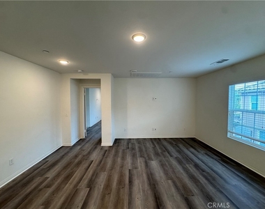 5945 Silveira Street - Photo Thumbnail 9