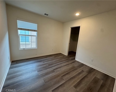 5945 Silveira Street - Photo Thumbnail 14