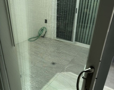 469 Calle Cadiz - Photo Thumbnail 11
