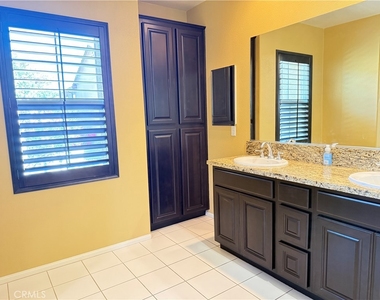 10510 Maple - Photo Thumbnail 19