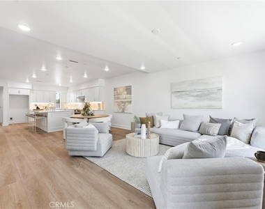 24722 Del Prado - Photo Thumbnail 7