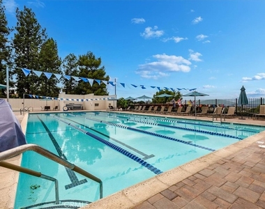 279 Avenida Carmel - Photo Thumbnail 24
