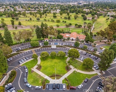 279 Avenida Carmel - Photo Thumbnail 17