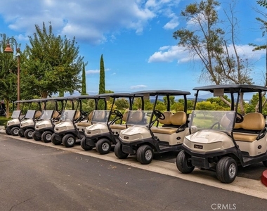 279 Avenida Carmel - Photo Thumbnail 18