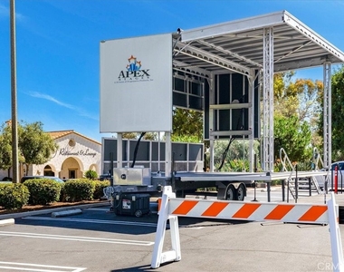 279 Avenida Carmel - Photo Thumbnail 31