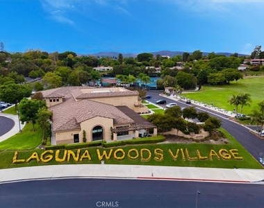 279 Avenida Carmel - Photo Thumbnail 16