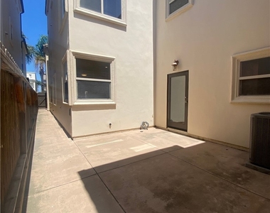 318 9th Street - Photo Thumbnail 21