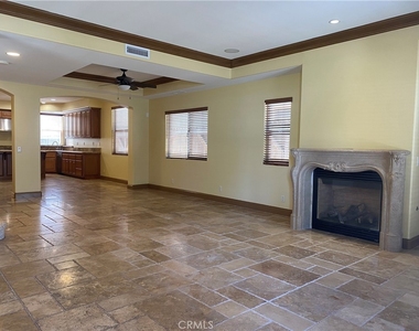 318 9th Street - Photo Thumbnail 3