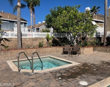 45 Briarwood - Photo Thumbnail 2