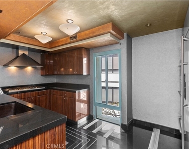 10336 Wilshire - Photo Thumbnail 8