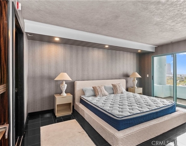 10336 Wilshire - Photo Thumbnail 18