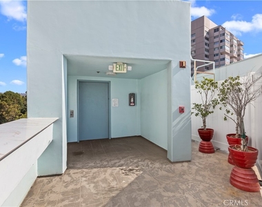 10336 Wilshire - Photo Thumbnail 3