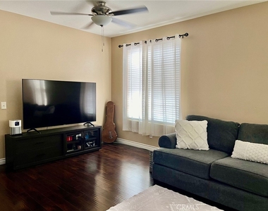 142 Jessica Lane - Photo Thumbnail 3